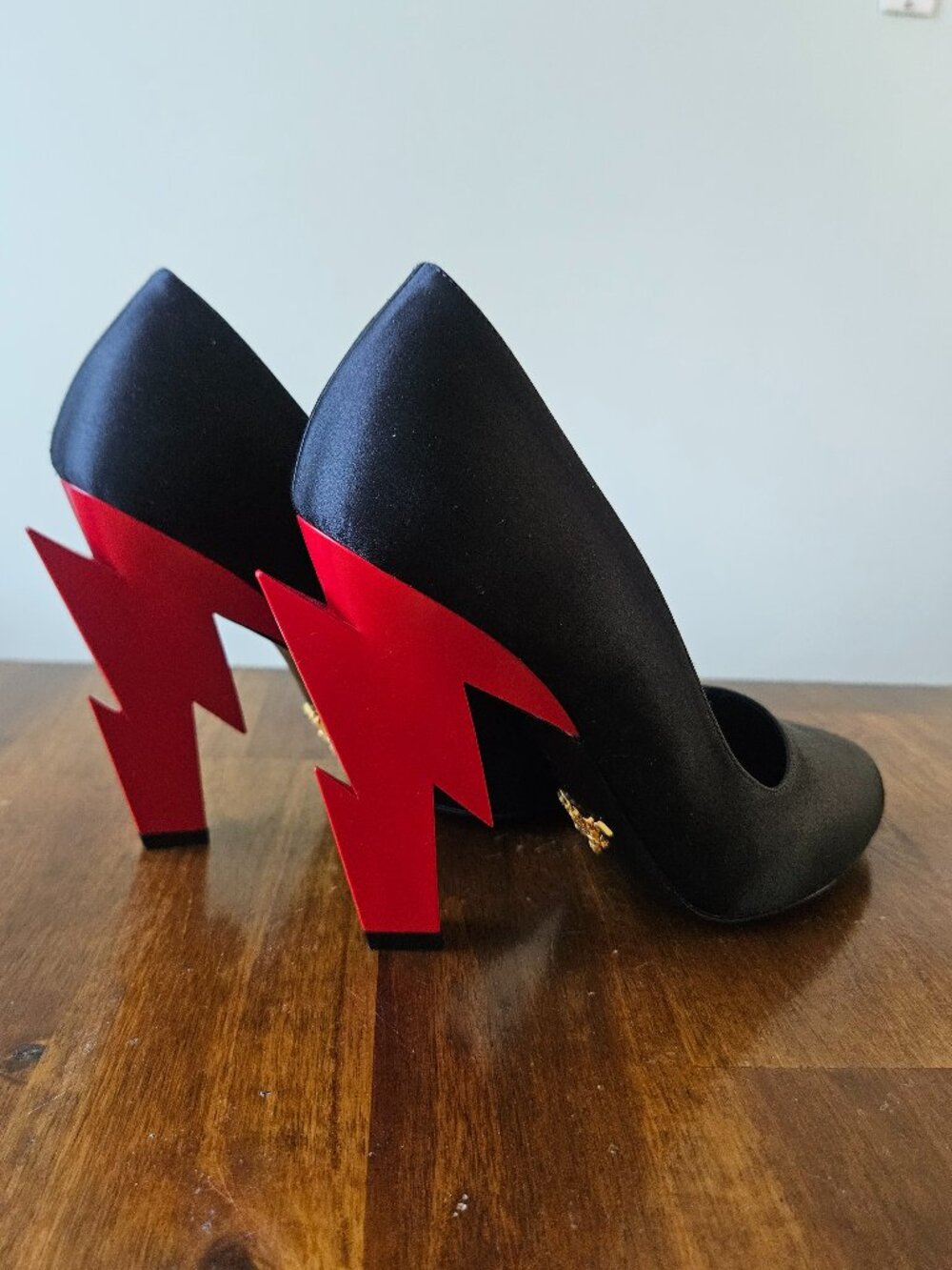 Prada Lightning Bolt Satin Pumps sz 38 - Picture 1 of 6